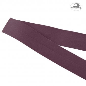 En 30mm snedslå i färgen aubergine.