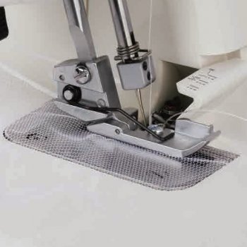 Sy fast fiskelina med Janome overlockmaskin