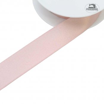Ljusrosa satinband som är 25mm brett